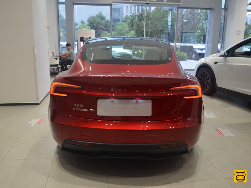 2023款 特斯拉Model 3+ 外观