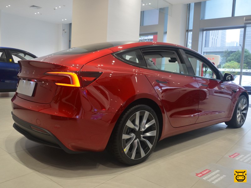 2023款 特斯拉Model 3+ 外观